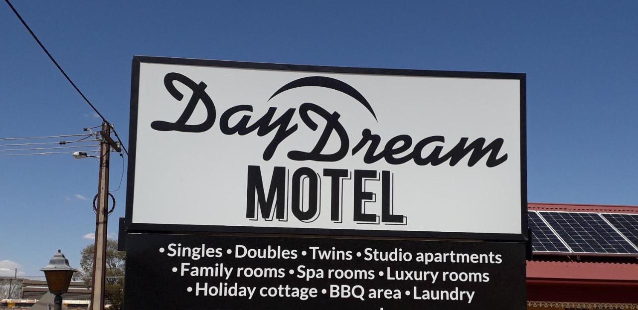 Daydream Motel And Apartments Broken Hill Εξωτερικό φωτογραφία