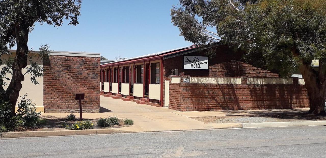 Daydream Motel And Apartments Broken Hill Εξωτερικό φωτογραφία